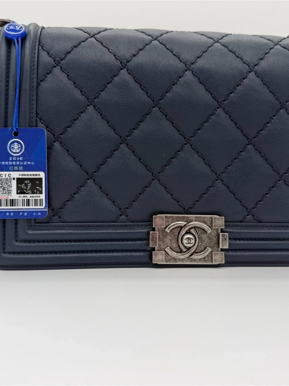 CHANEL classic quilted